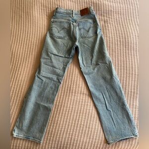 Levi’s Ribcage size 25 in light blue acid wash